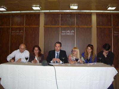 מסיבת עיתונאים עם ח"כ גלעד ארדן